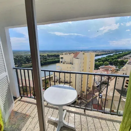 Karina Beach-2 * Empuriabrava